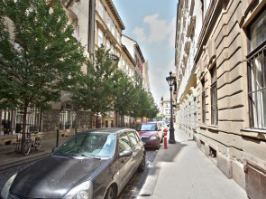 Amber Gardenview Studios