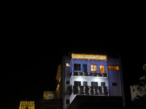 Hotel Golden Bliss