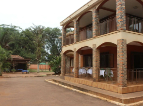 Cool Breeze Hotel Jinja