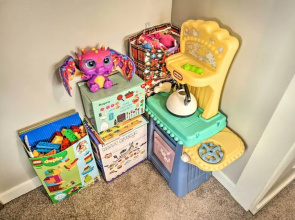 Springfield Apt w/ Deck + Central Location!