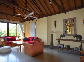 Villa Ganesha, Banjar Beach, Lovina