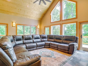 Modern Nellysford Getaway w/ View: Deck & Fire Pit