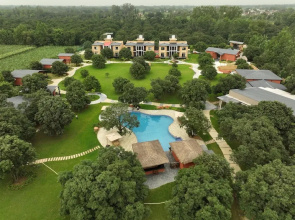 Mamaya Resort & Spa By Four Leaf Hotels