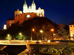 GOLDEN STAR - Premium Apartments