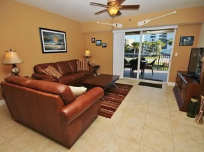 Oceanwalk 12-206 Apartment 2