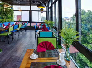 Hanoi La Selva Hotel