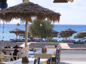 Perissa Bay