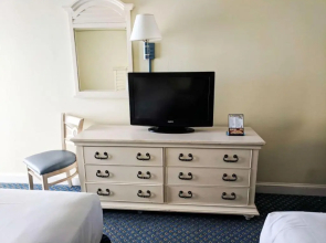 Direct Oceanfront Sea Mist Resort 20908