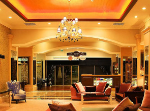 Cratos Premium Hotel & Casino
