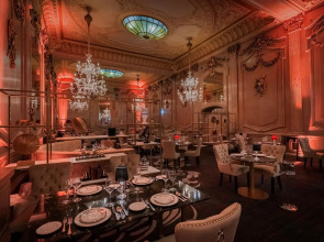 Отель The Dilly