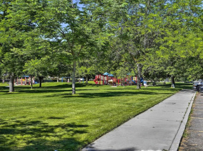 Centrally Located Studio 3 Mi From Downtown!