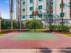 Apartment 1 BR Free Shuttle to Disney Parks
