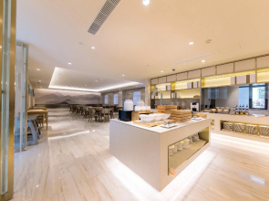 Ji Hotel Shanghai New International Expo Center