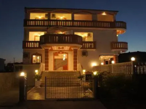 Hotel Alexandros