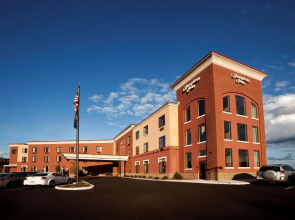 Hampton Inn Marquette/Waterfront