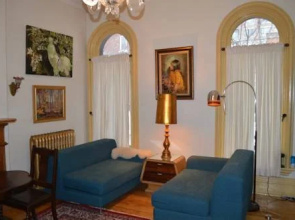 Gold Door Inn