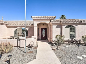 Heated Pool & Game Room: Lake Havasu Retreat