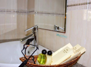 My Lan Resort & Restaurant