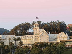 Claremont Resort & Club