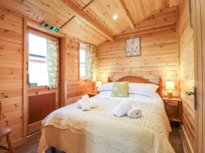 Buttercup Lodge