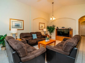 4668 4-bdrms'ss Facing Poolspagames Room!