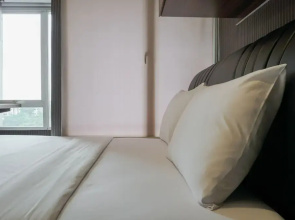 Comfortable 1BR at Nifarro Park Apartment