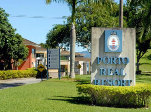 Apartamento no Porto Real Resort com vista para o mar