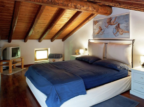 Apartment in Costermano With Garden, Sauna, Swimming Pool