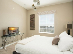 Vista Cay at Harbor Square by Casiola Vacation Homes
