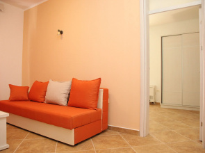 Art Apartments