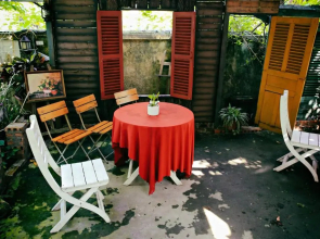 Lake View Memory Hostel