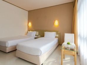 Pinnacle Lumpinee Park Hotel
