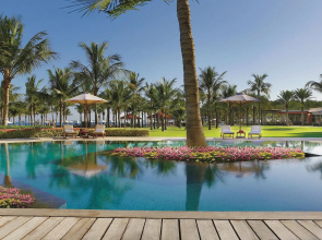 Al Bustan Palace, a Ritz-Carlton Hotel
