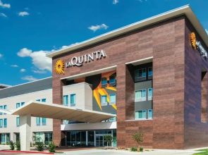 La Quinta Inn & Suites by Wyndham Olive Branch