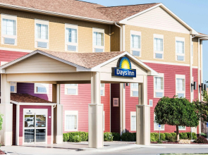 Days Inn by Wyndham Ellis