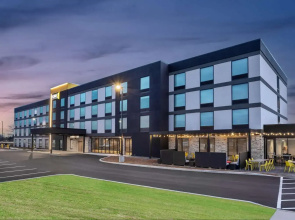 Home2 Suites by Hilton Indianapolis North at Intech Park