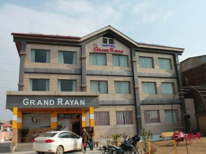 Grand Rayan Hotel