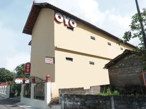 OYO 405 Wisma Yosoputro