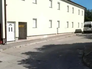 Hostel Cinema House