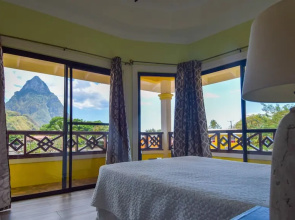 Sea Piton View Apartment