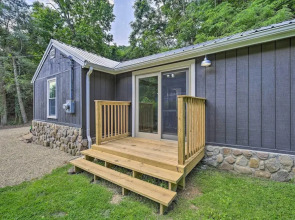 Updated Bristol Retreat ~ 2 Miles to Downtown!