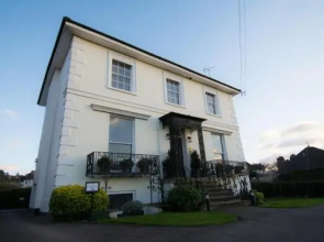The Battledown Bed And Breakfast