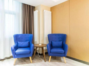 HuaTing Hotel(Guyuan City Government Store)
