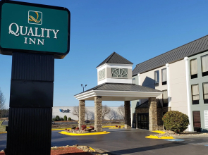 Quality Inn & Suites Lexington South
