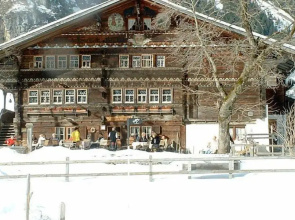 Waldhotel Doldenhorn