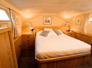 United Spirit Yacht
