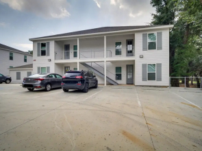 Diamondhead Retreat w/ Deck, Pool & Golf!