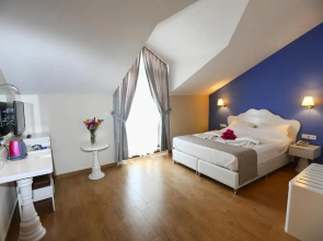 Kumluk Otel