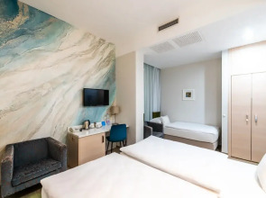 Atrium Fashion Hotel