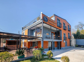 Hotel Green Town